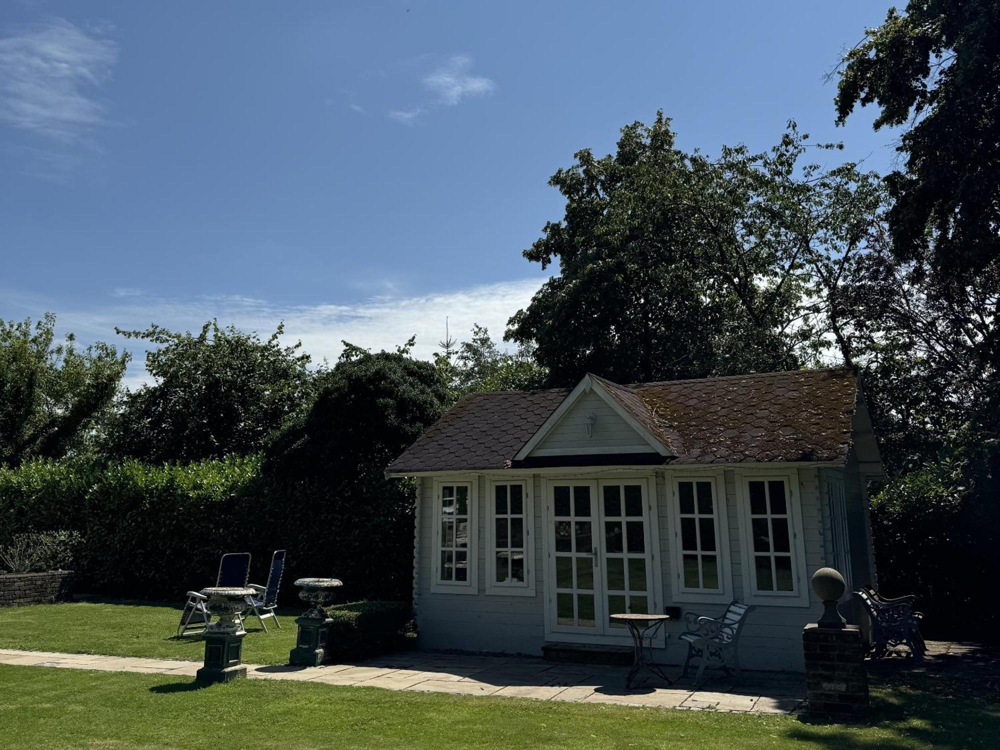 Hookwood Lodge London Gatwick Horley Bagian luar foto