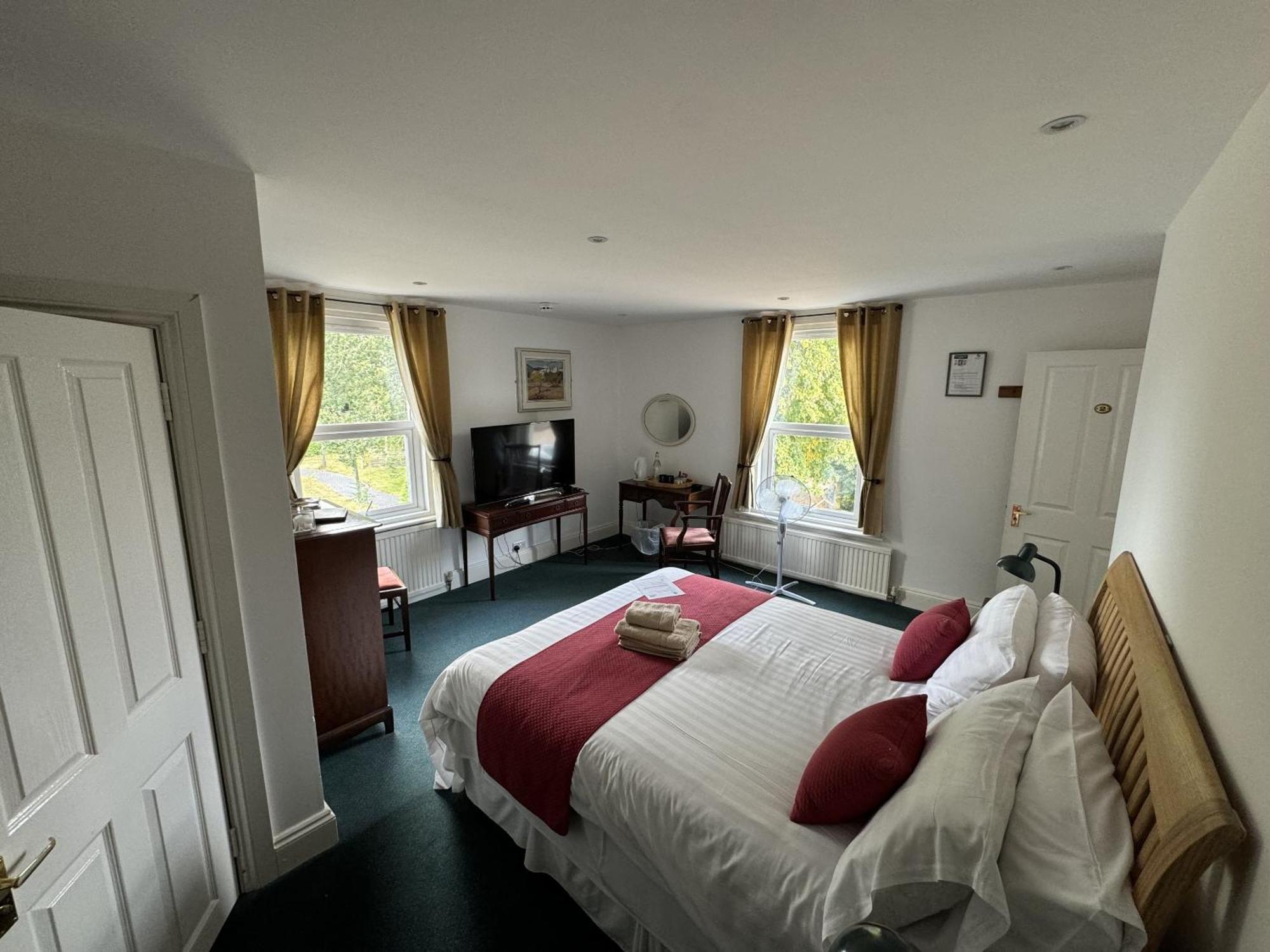 Hookwood Lodge London Gatwick Horley Ruang foto