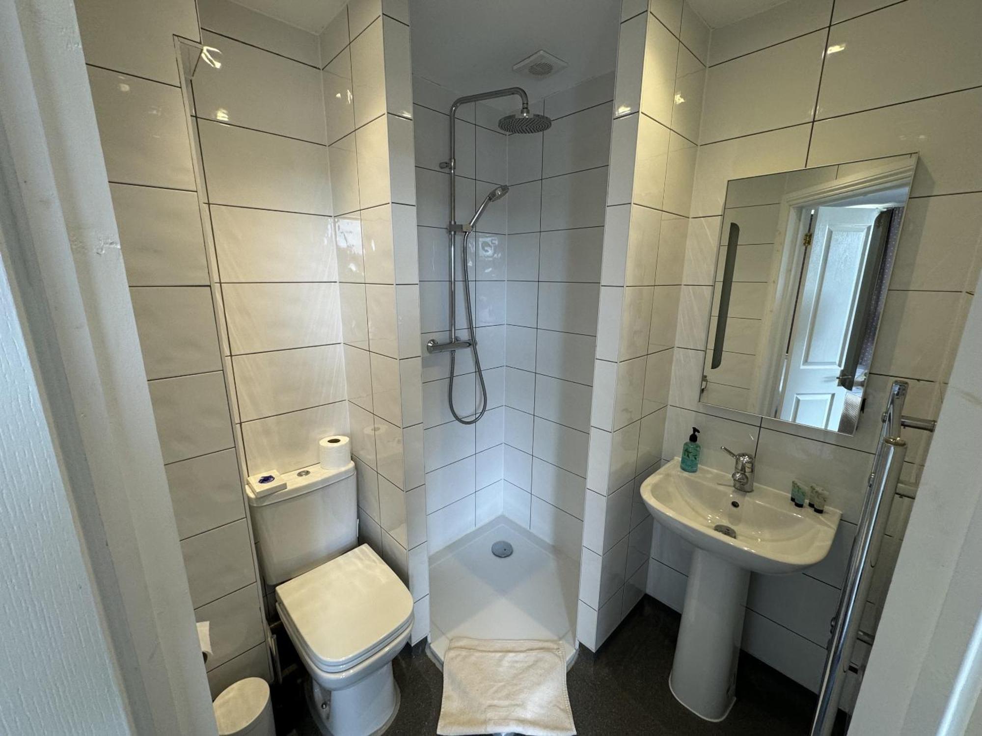 Hookwood Lodge London Gatwick Horley Ruang foto