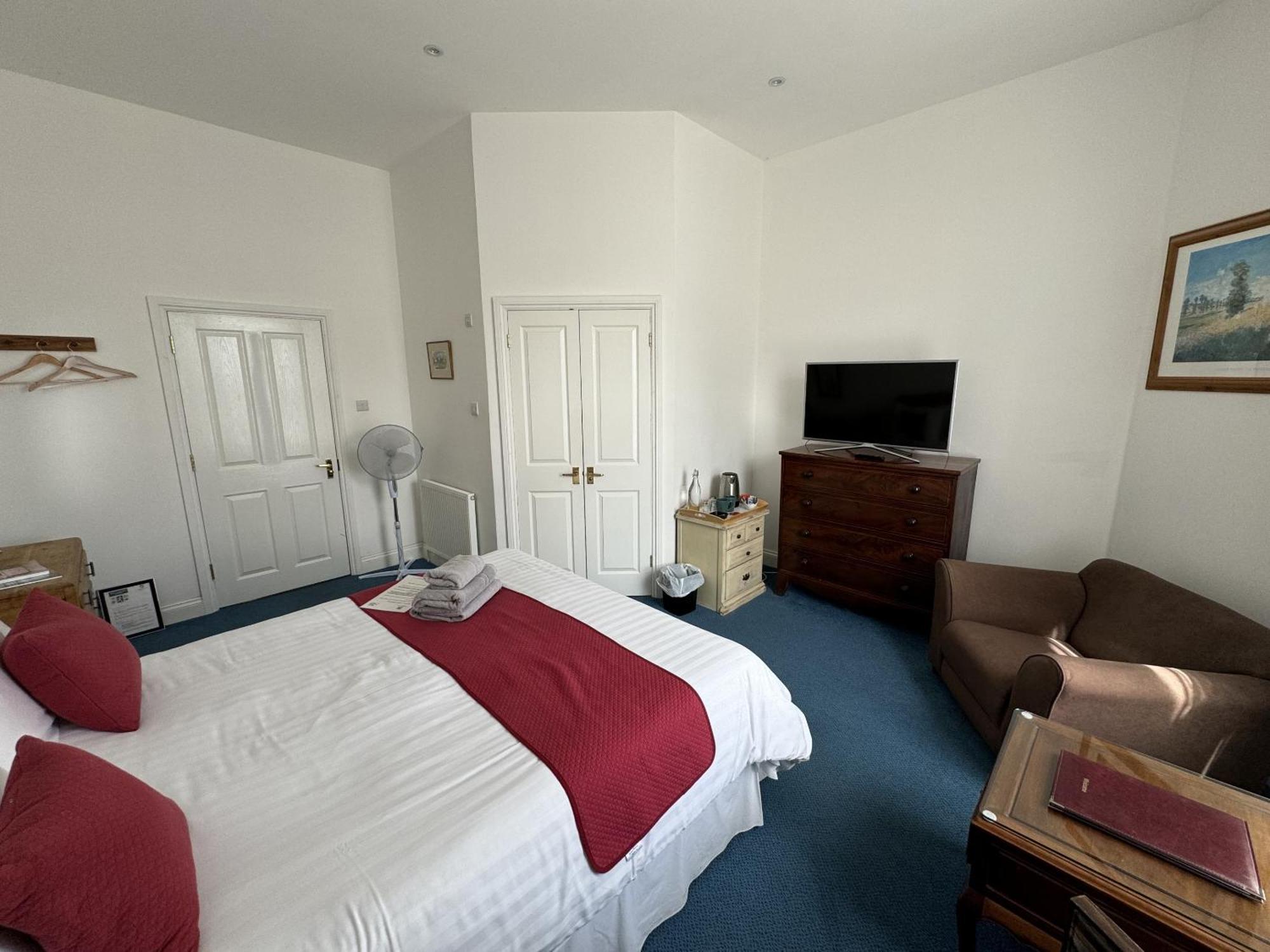 Hookwood Lodge London Gatwick Horley Ruang foto
