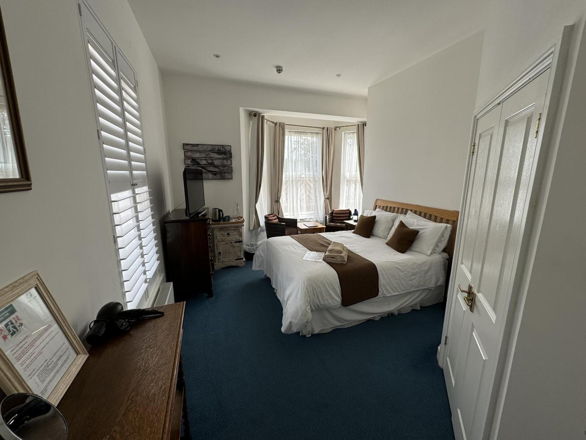 Hookwood Lodge London Gatwick Horley Ruang foto