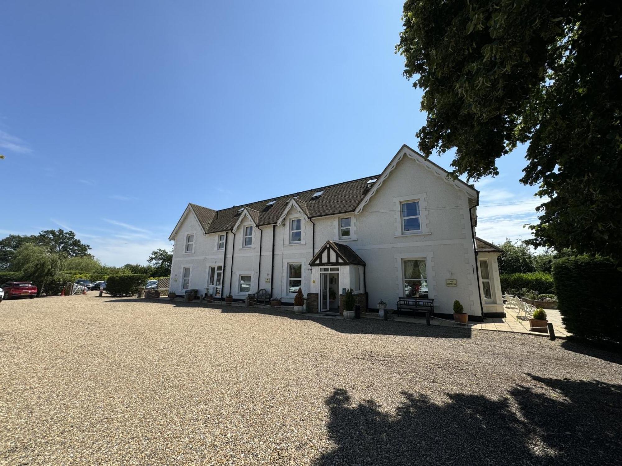 Hookwood Lodge London Gatwick Horley Bagian luar foto